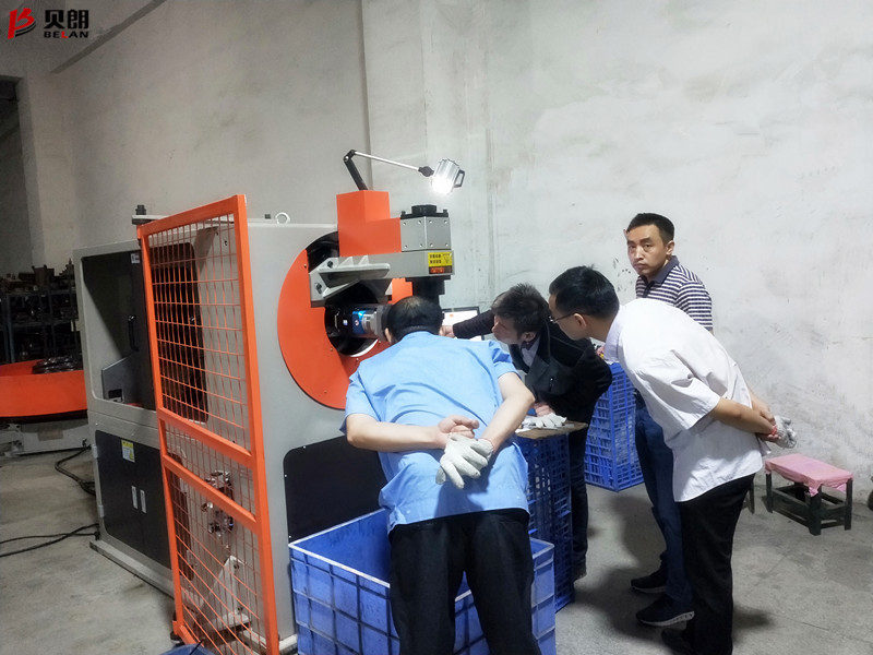 貝朗技術(shù)培訓客戶處員工現(xiàn)場