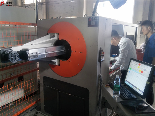 我是貝朗的一塊磚，哪里需要哪里搬